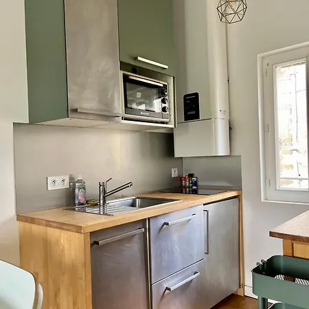 Apartamento Deux Pieces Avec Balcon, Calme Et Ensoleille *