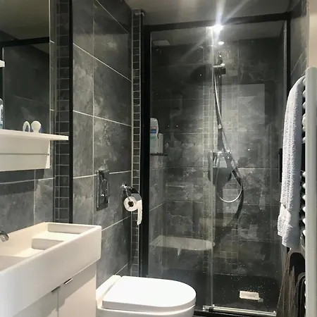 Apartamento Deux Pieces Avec Balcon, Calme Et Ensoleille Bordéus